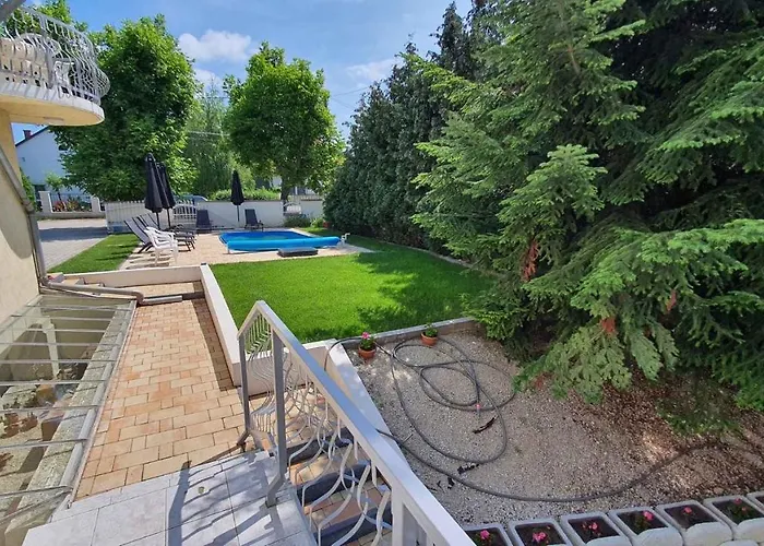 Two-bedroom Near Apartamento *