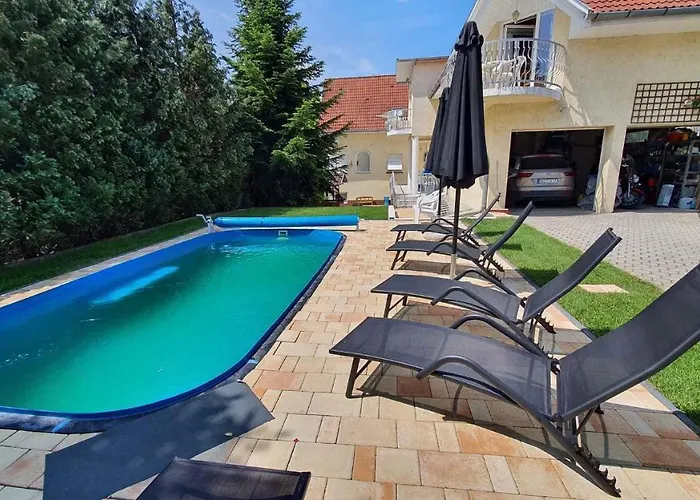 Two-bedroom Near Apartamento *